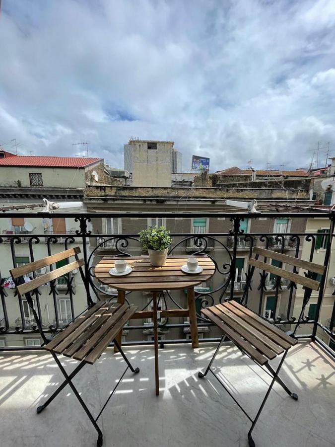 La Ferrovia Holiday Home 那不勒斯 外观 照片