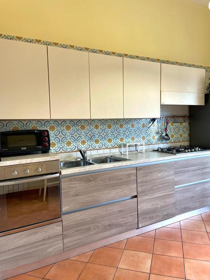 La Ferrovia Holiday Home 那不勒斯 外观 照片